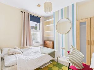 bedroom- click for photo gallery